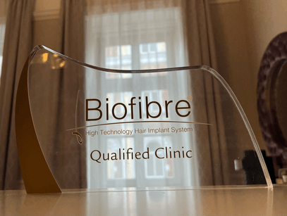 Biofibre hajimplantáció, hajbeültetés